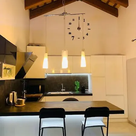 Benvenuti In Casa Peluca! Apartment Mestre Exterior photo